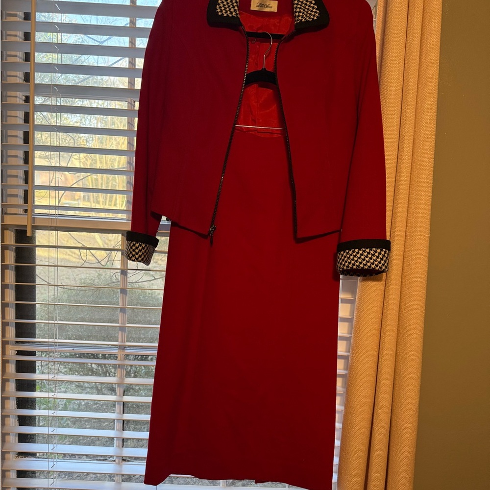 VINTAGE Lilli Ann jacket and skirt set!! ❤️❤️❤️